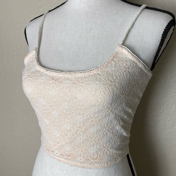 Floral Lace Bralette - Picture 6 of 8